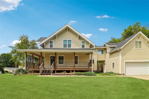 Homes For Sale - 406 Knotts Street<br/> New Virginia, IA 50210