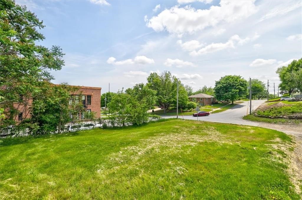6 Hartford Avenue, Des Moines, Iowa image 3