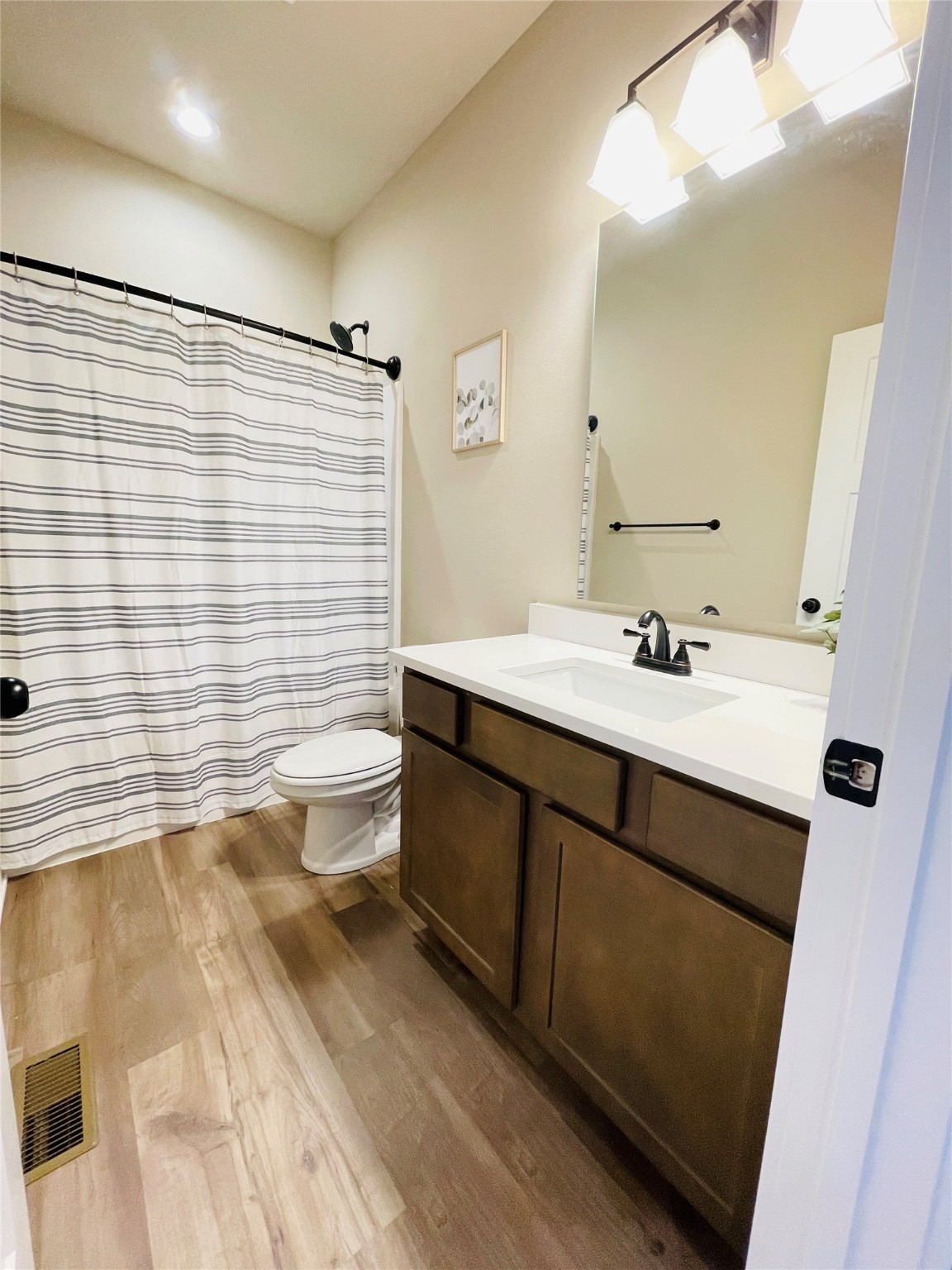 425 SE Hollow Court, West Des Moines, Iowa image 15