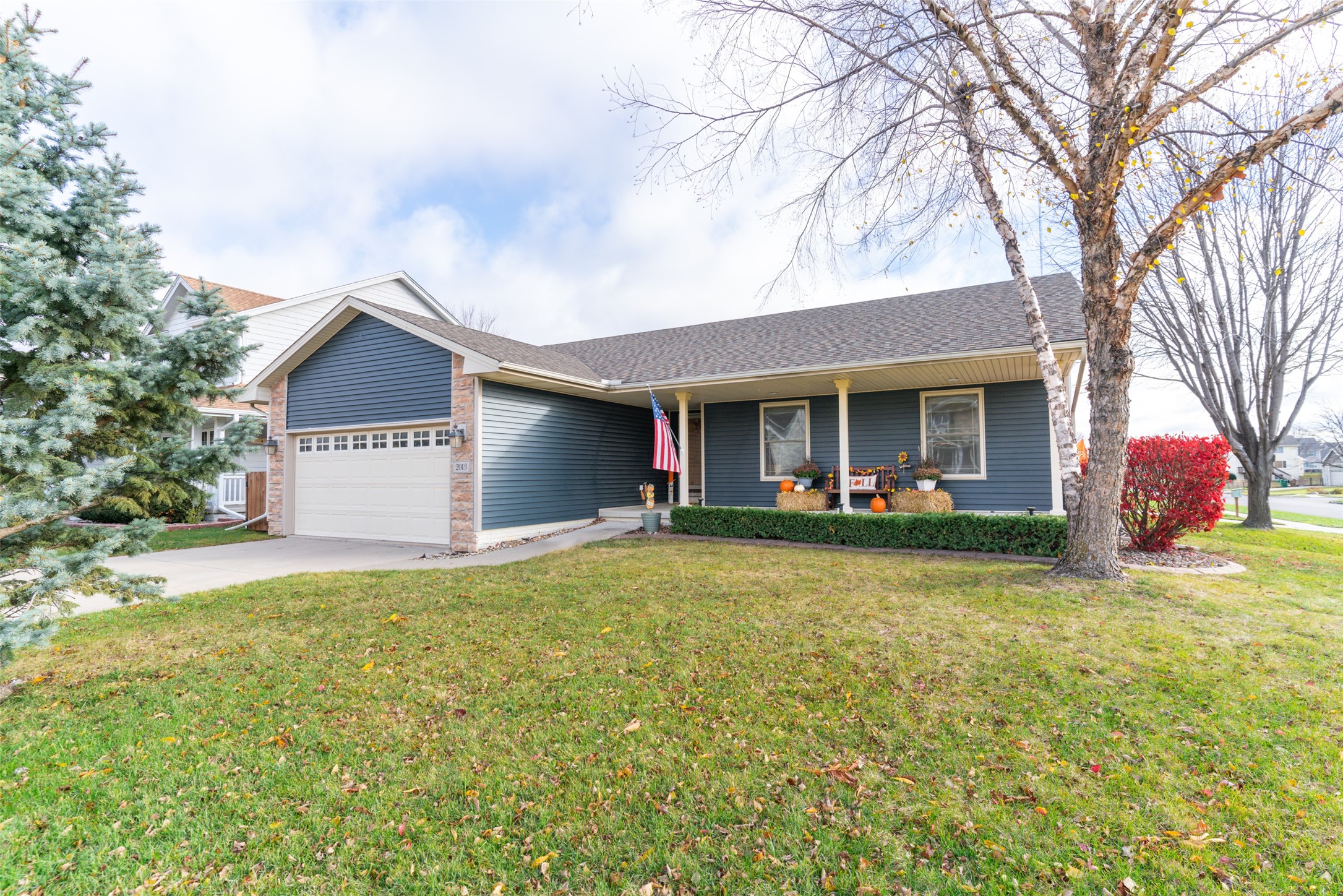 2013 Country Cove Lane, Altoona, Iowa image 1