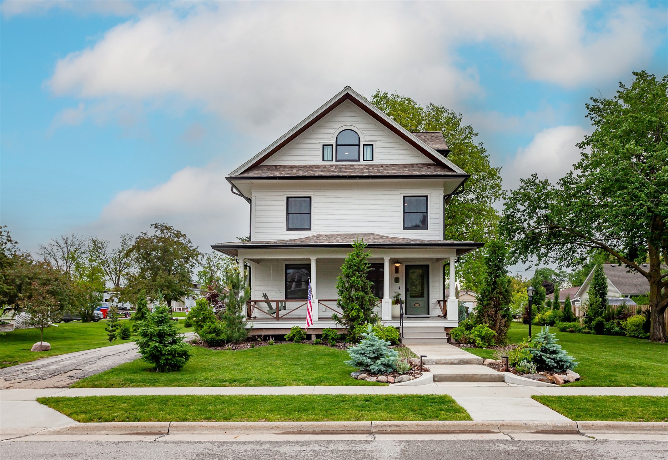 306 N 1st Avenue, Huxley, Iowa image 1