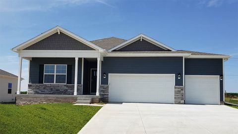 333 Cormorant Drive Norwalk IA 50211