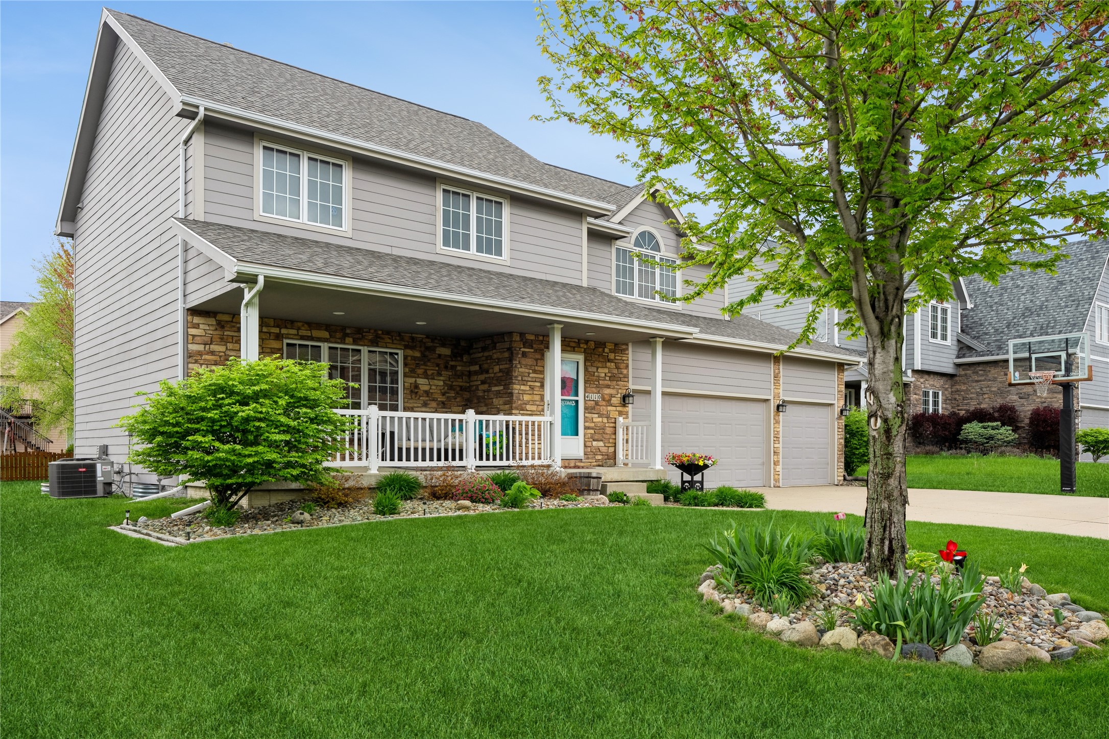 4110 Belair Drive, Urbandale, Iowa image 1