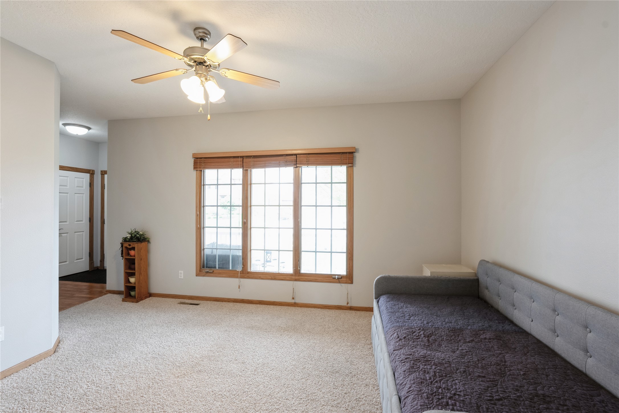 4110 Belair Drive, Urbandale, Iowa image 6