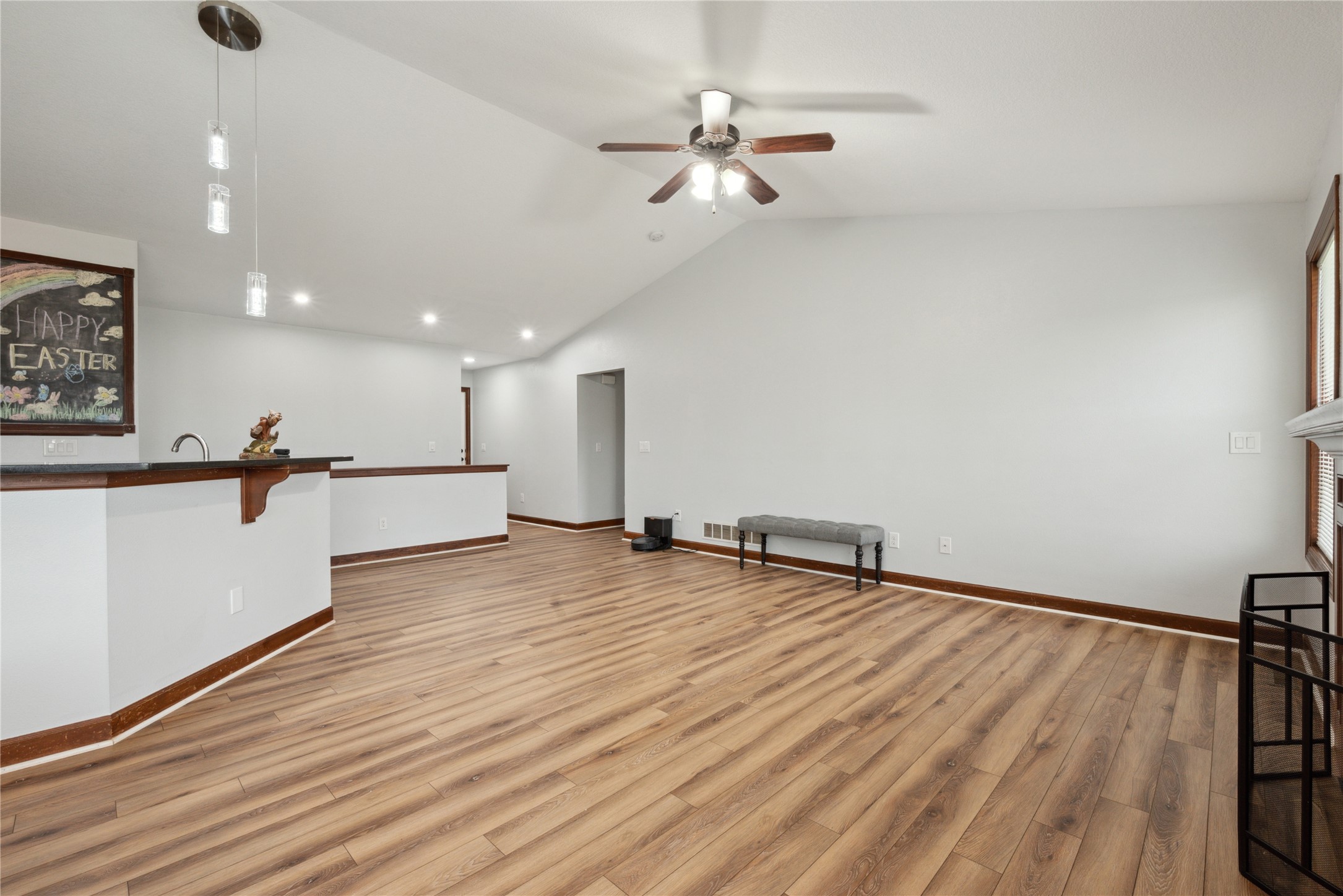 725 SE Pleasant View Drive, Waukee, Iowa image 6