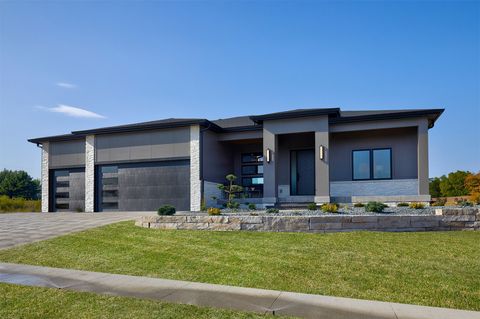 Homes For Sale - 12025 Meadow Springs Drive<br/> Johnston, IA 50131