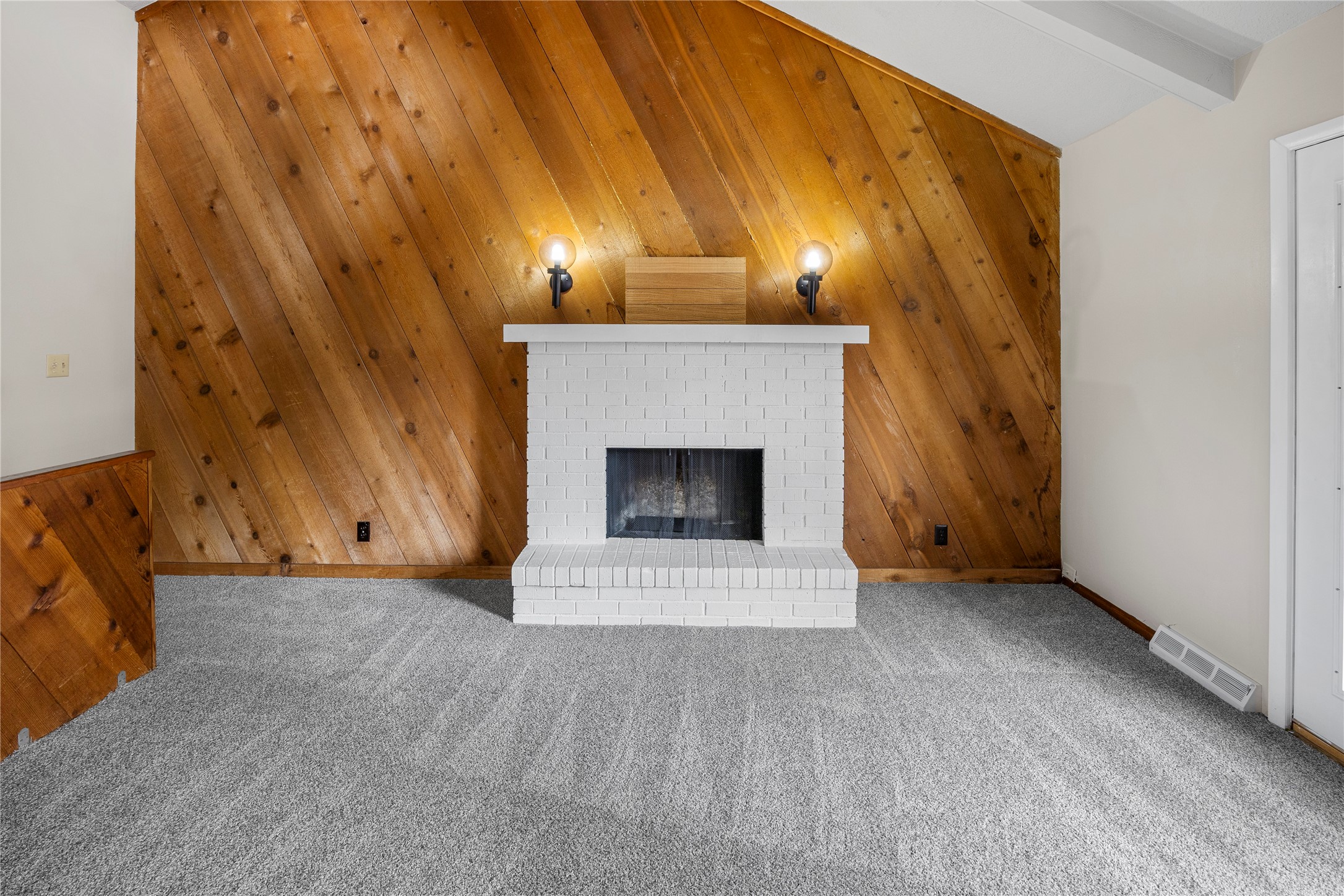 2705 Fairlawn Drive