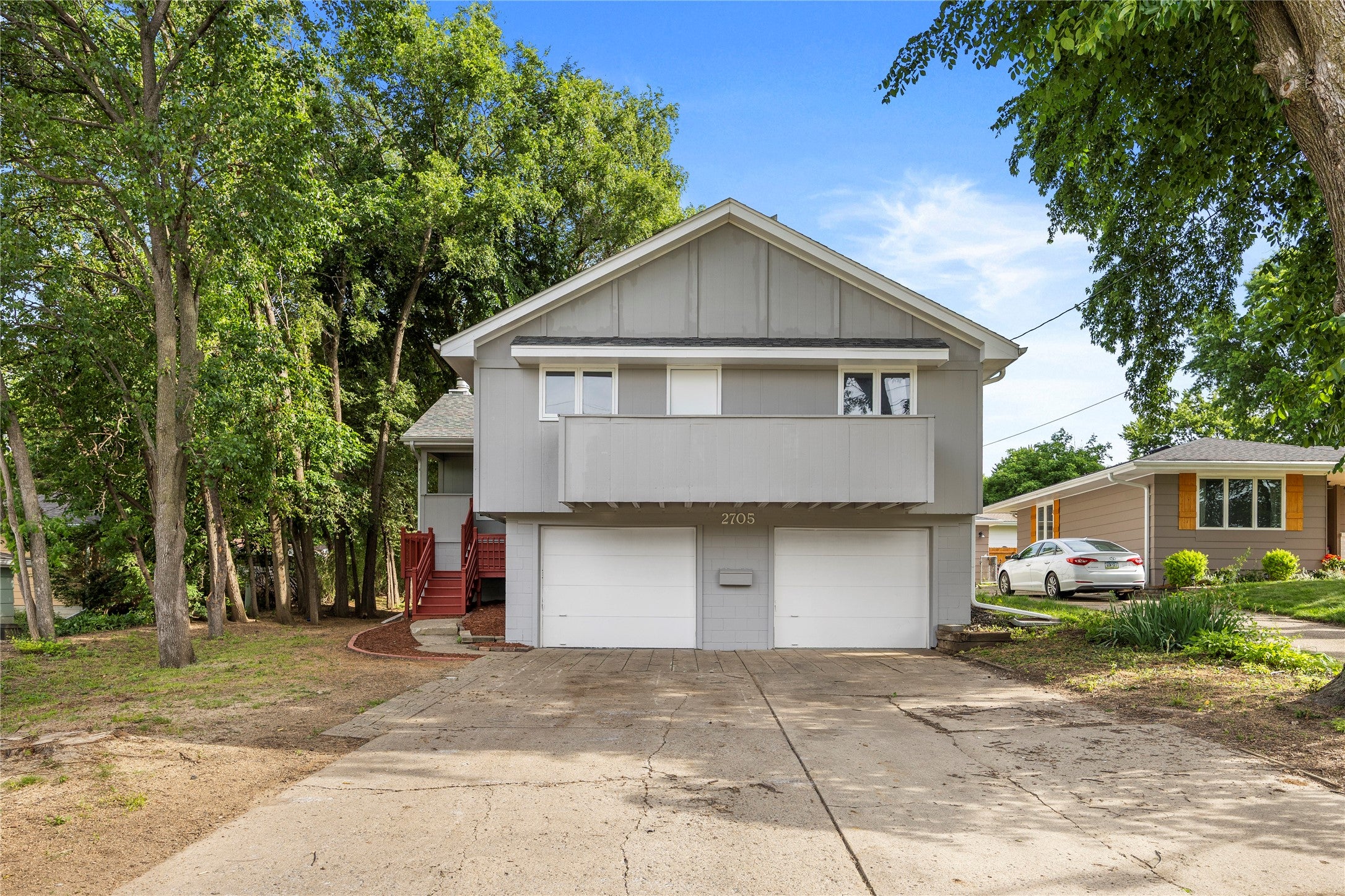 2705 Fairlawn Drive