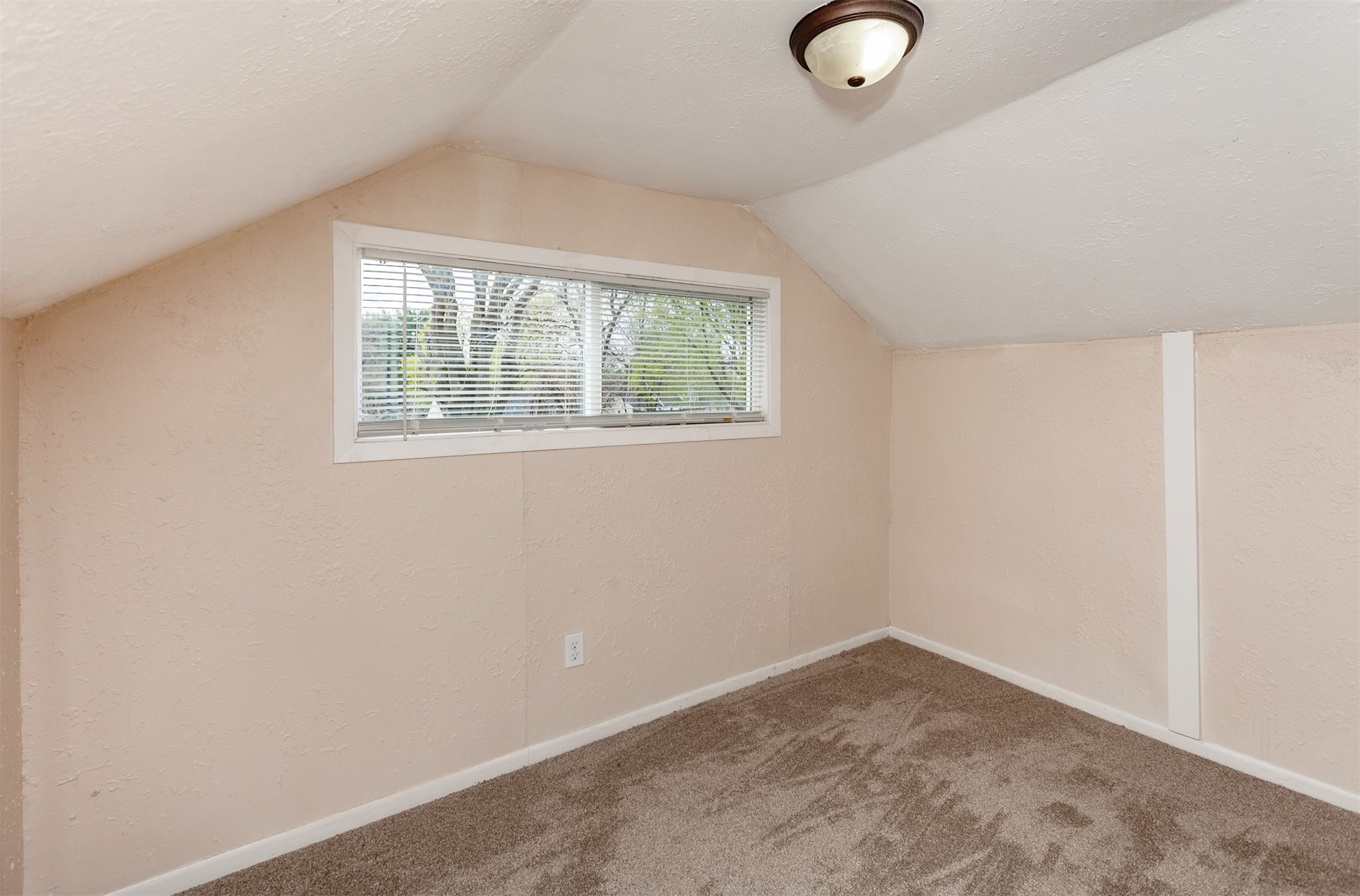 1226 Emma Avenue, Des Moines, Iowa image 25