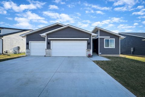 Homes For Sale - 2311 Oxley Drive<br/> Granger, IA 50109