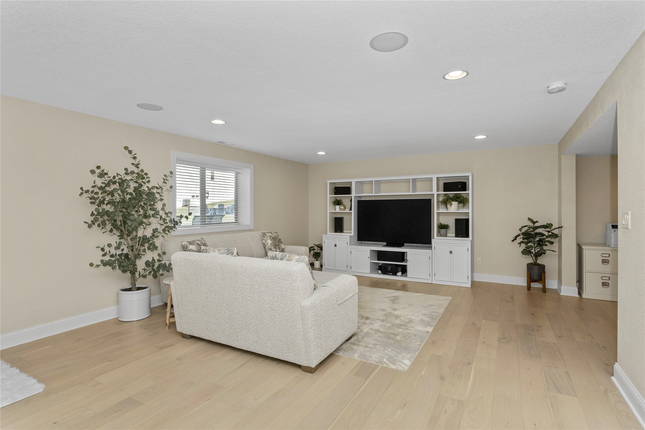 9285 Sugar Creek Circle, West Des Moines, Iowa image 18