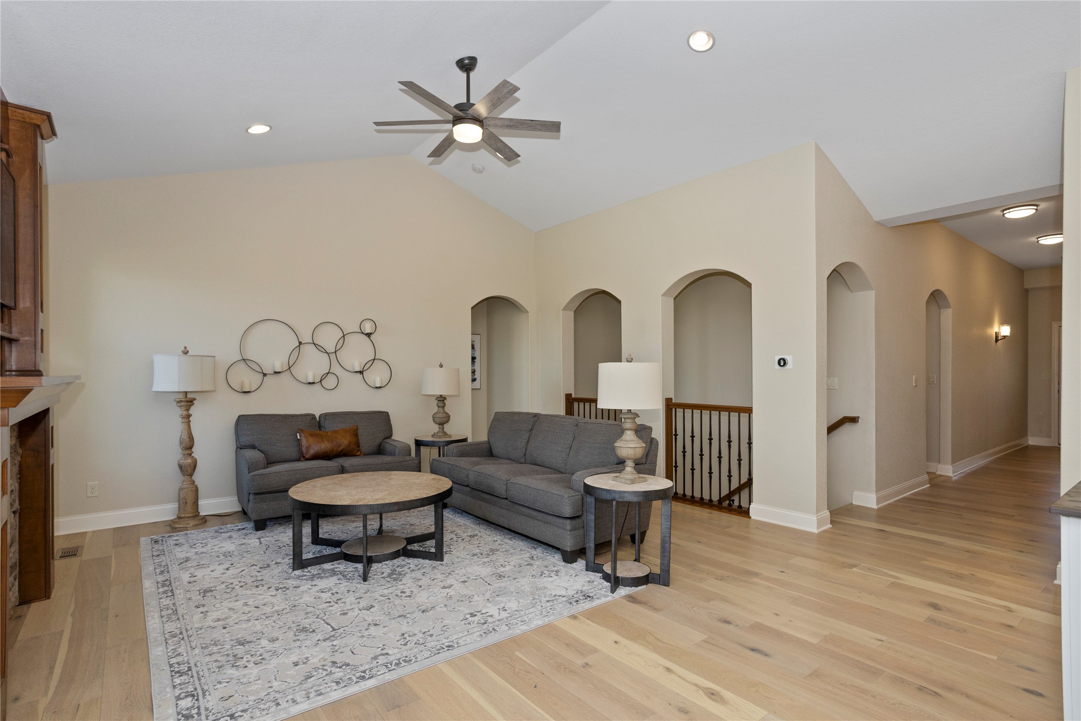 9285 Sugar Creek Circle, West Des Moines, Iowa image 3