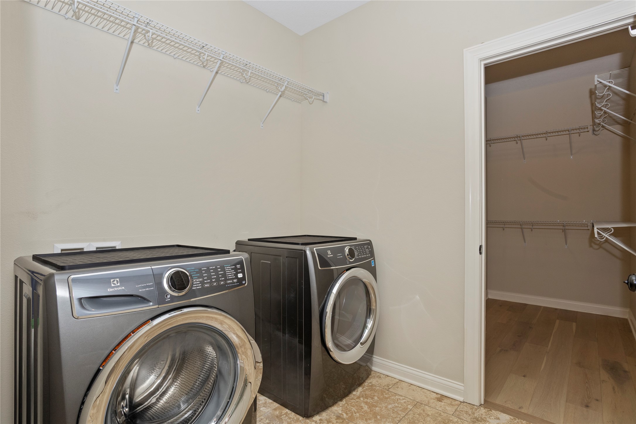 9285 Sugar Creek Circle, West Des Moines, Iowa image 10