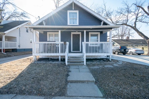 Homes For Sale - 1411 Guthrie Avenue<br/> Des Moines, IA 50316