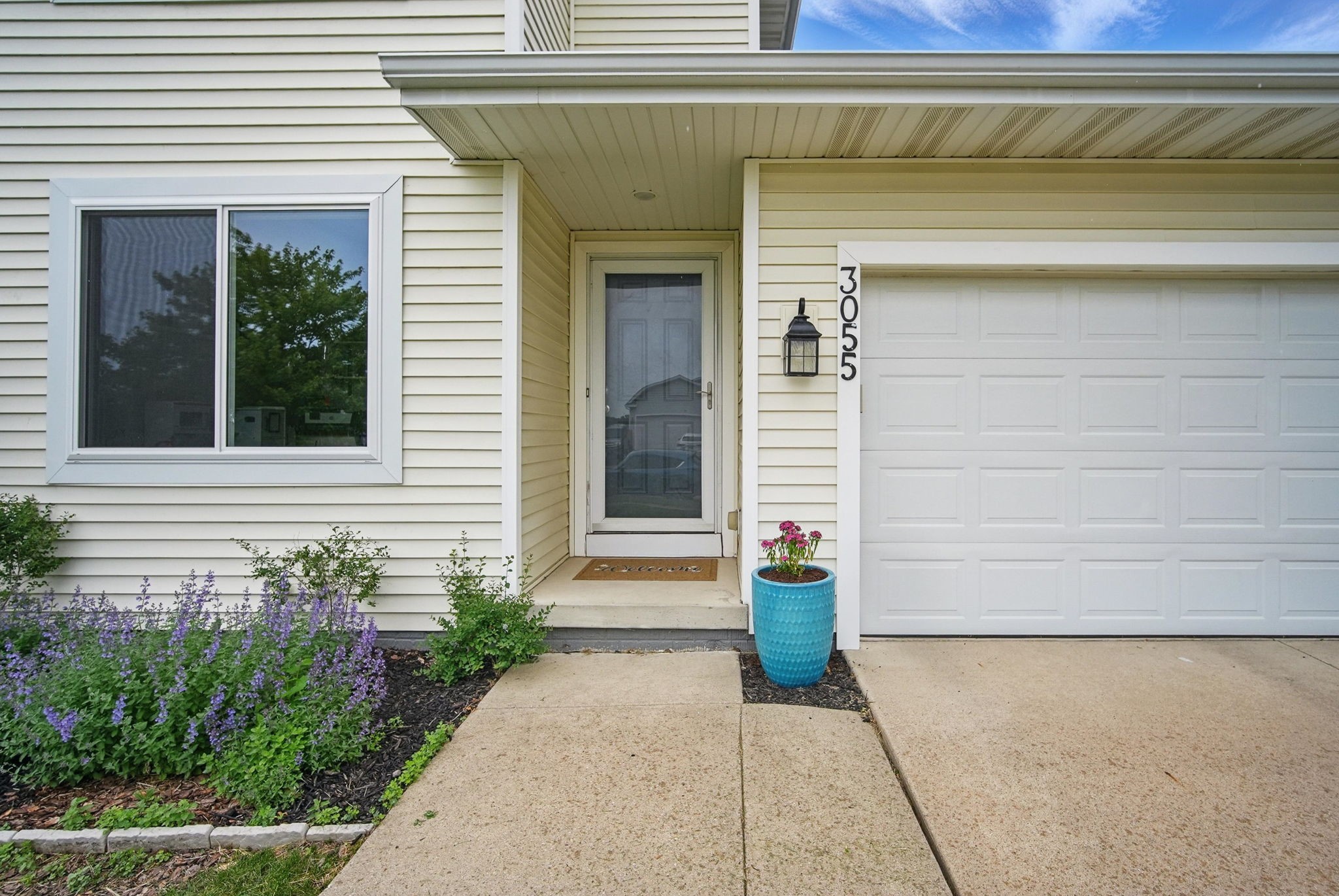 3055 E 52nd Street, Des Moines, Iowa image 3