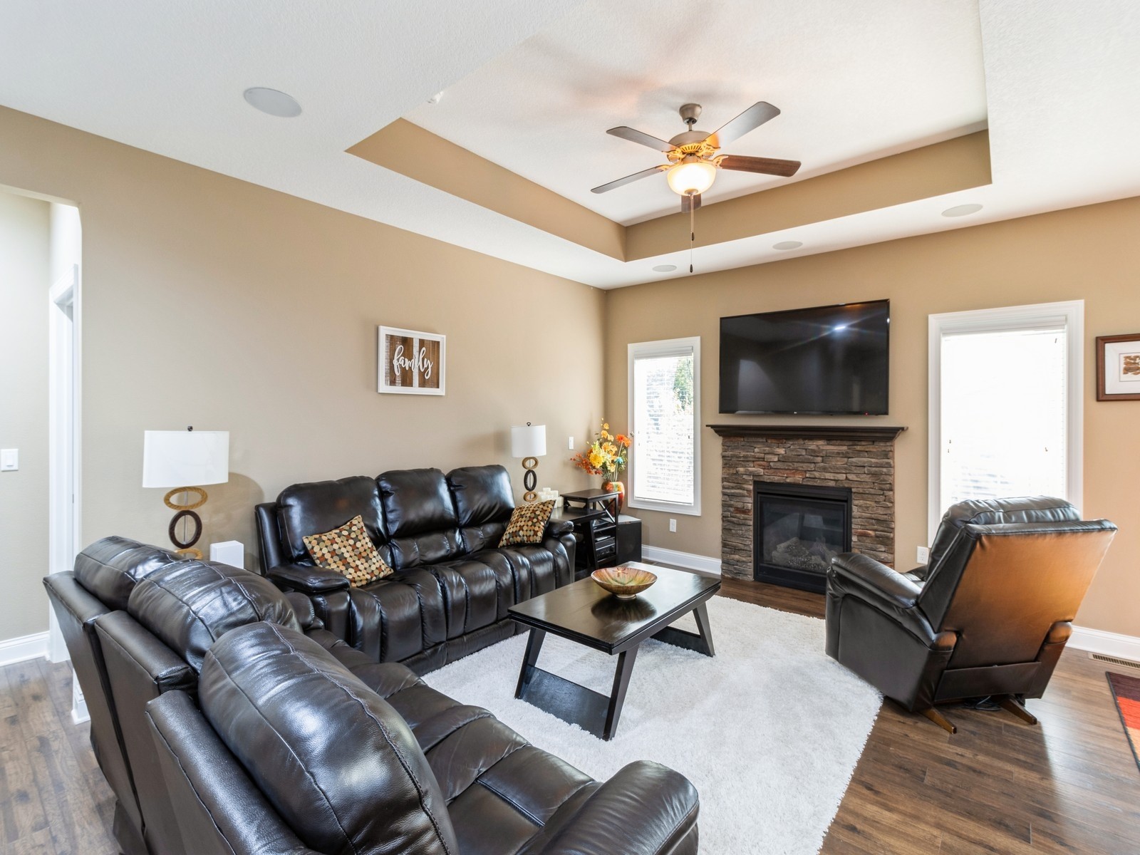 5617 Woodreed Lane, Johnston, Iowa image 2