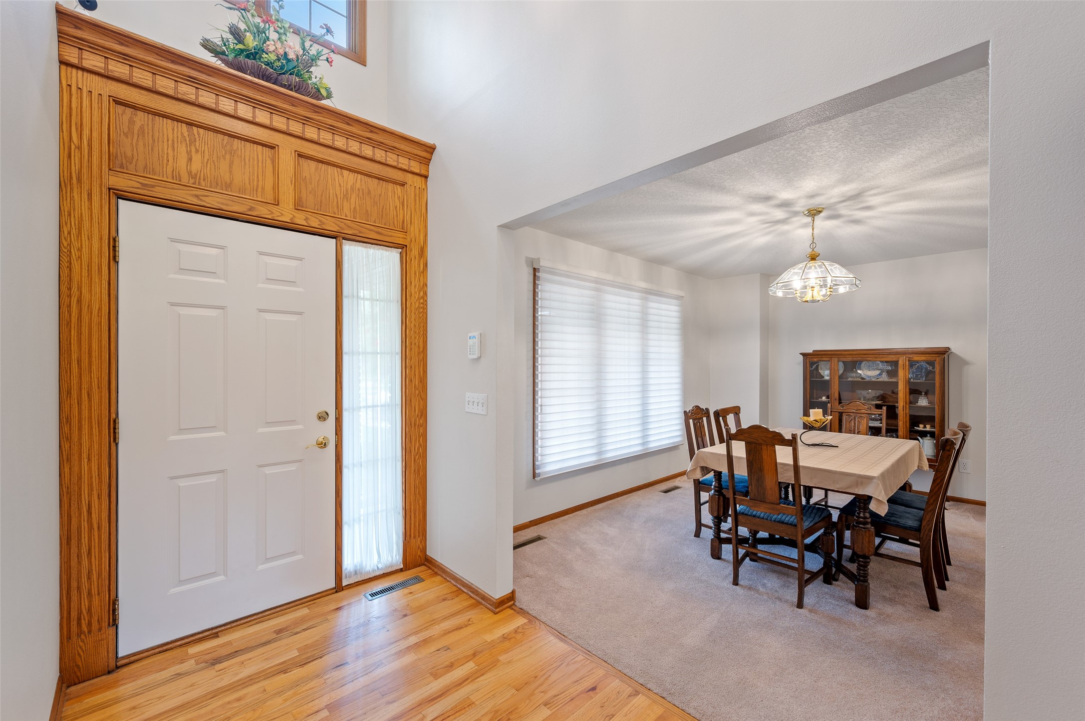 1540 Crenshaw Court, Pleasant Hill, Iowa image 3