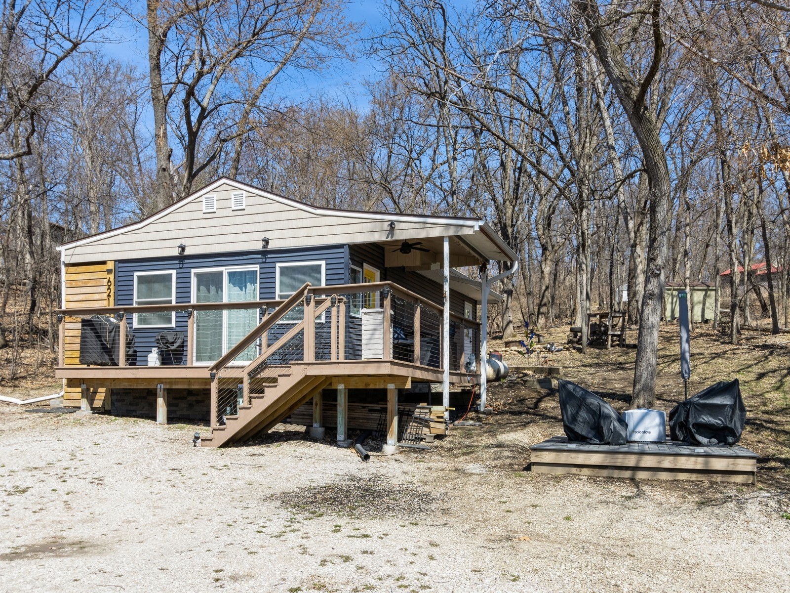 6213 NE Lakeshore Drive, Brooklyn, Iowa image 1