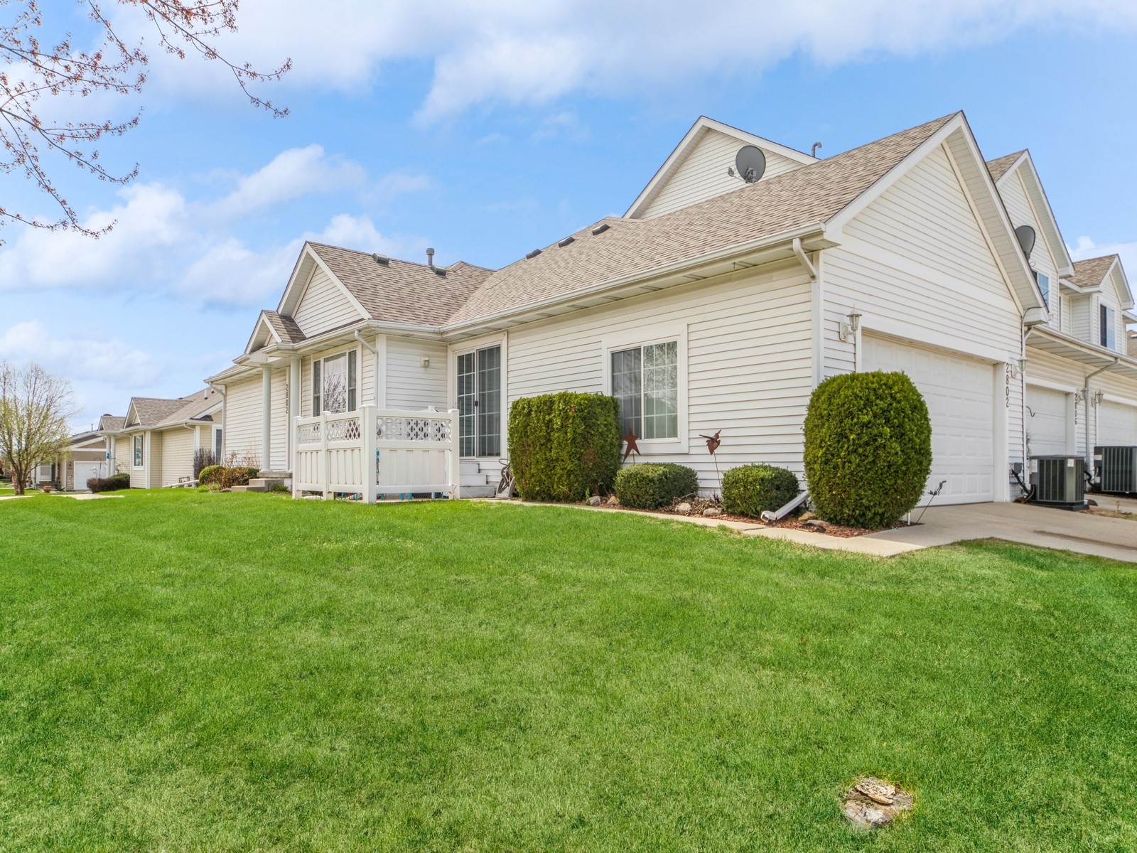 2802 Ithica Court, Altoona, Iowa image 4