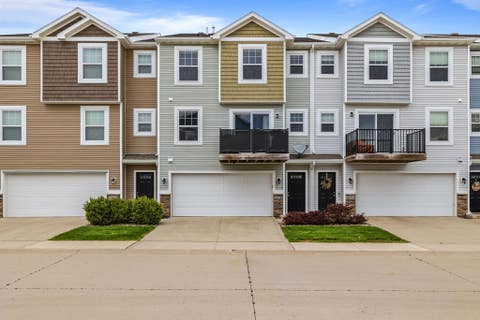 Condo For Sale - 2628 NW Lois Lane<br/> Ankeny, IA 50023