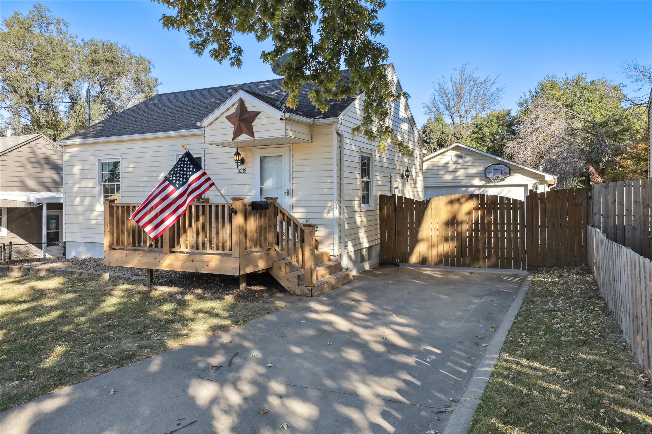 3218 Kinsey Avenue, Des Moines, Iowa image 3