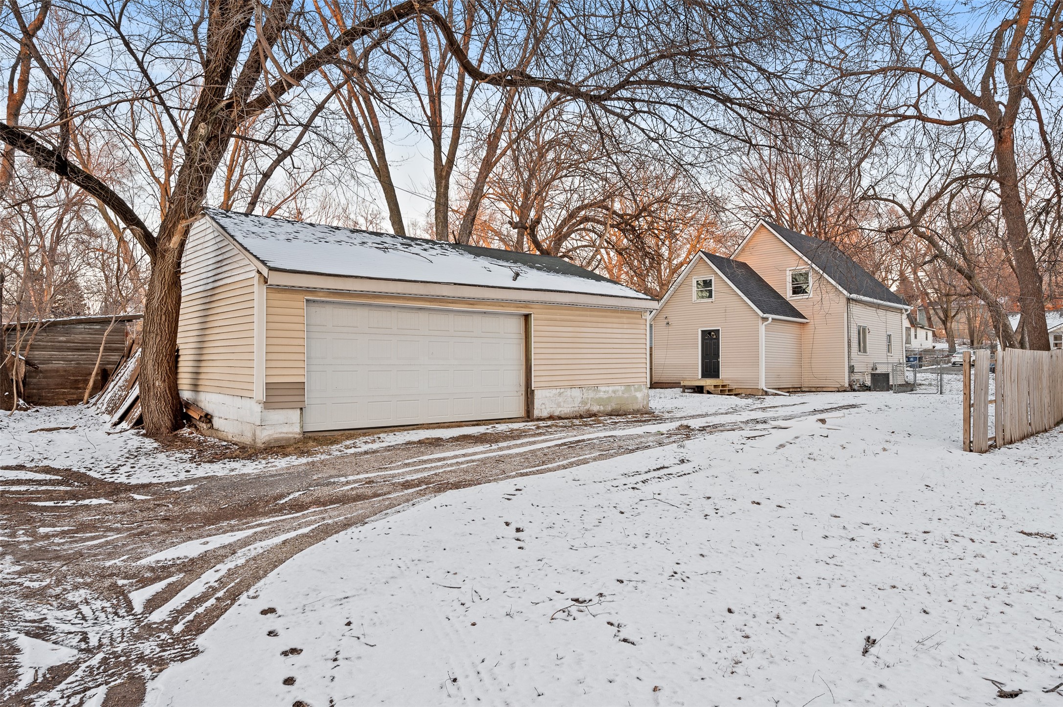 2822 1st Street, Des Moines, Iowa image 4