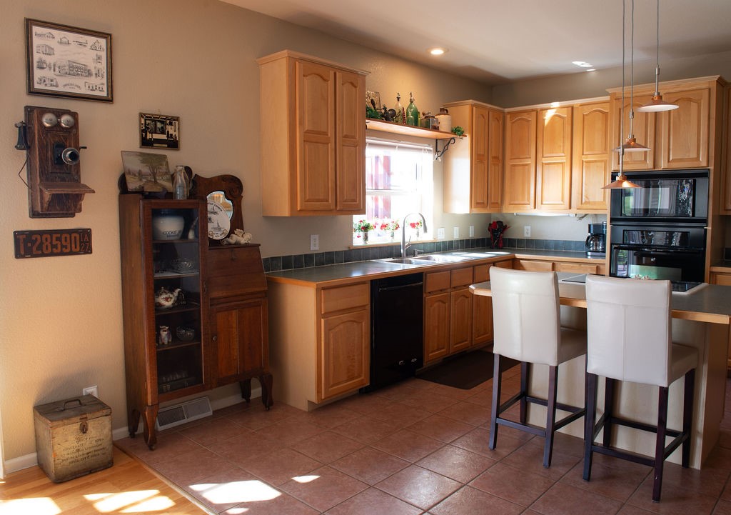 Ellston, Iowa, 50074, United States, 4 Bedrooms Bedrooms, ,4 BathroomsBathrooms,Residential,Active,2041609