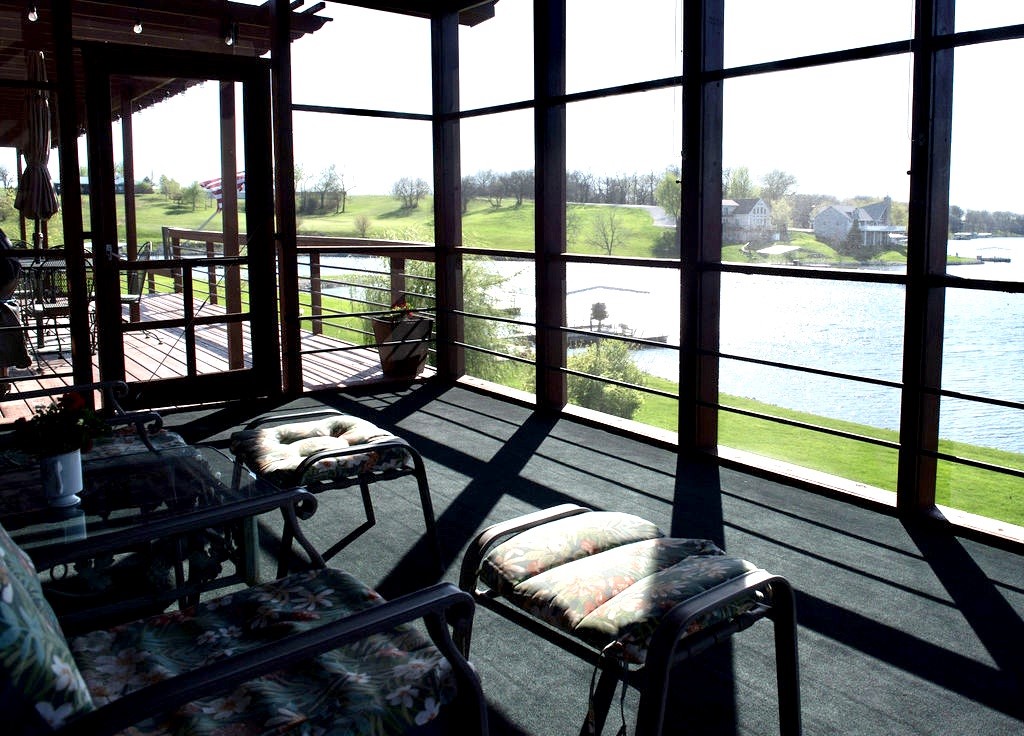 Ellston, Iowa, 50074, United States, 4 Bedrooms Bedrooms, ,4 BathroomsBathrooms,Residential,Active,2041609