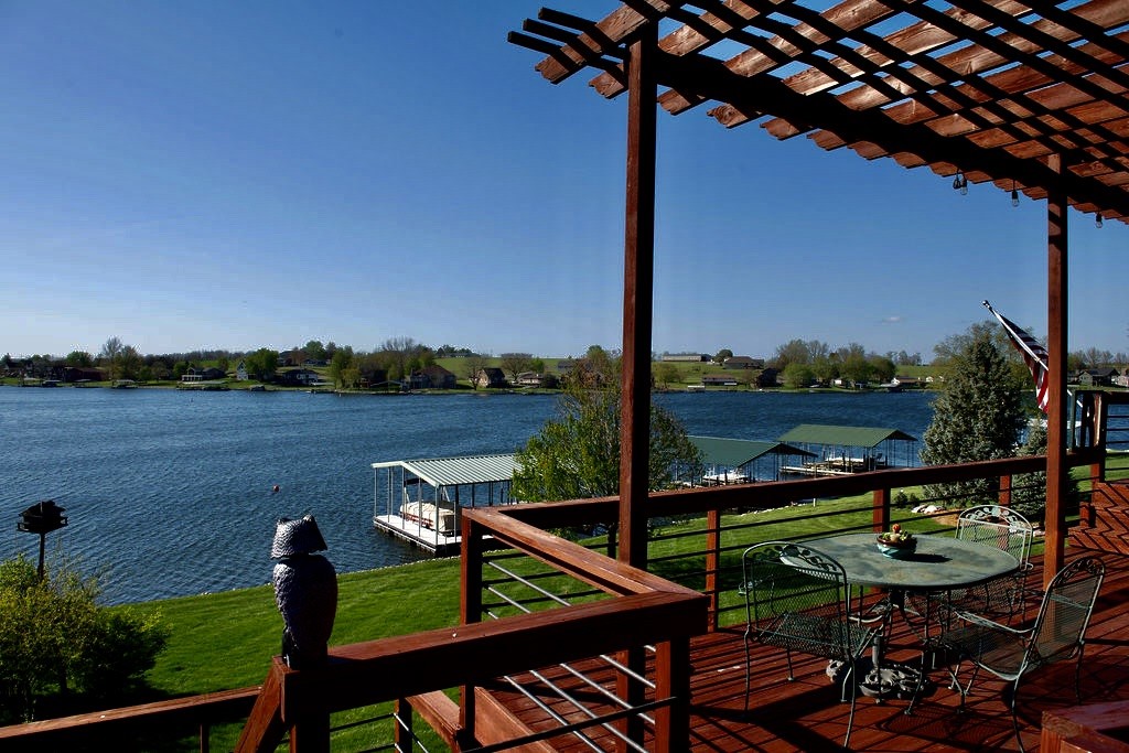 Ellston, Iowa, 50074, United States, 4 Bedrooms Bedrooms, ,4 BathroomsBathrooms,Residential,Active,2041609
