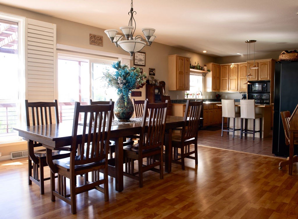 Ellston, Iowa, 50074, United States, 4 Bedrooms Bedrooms, ,4 BathroomsBathrooms,Residential,Active,2041609