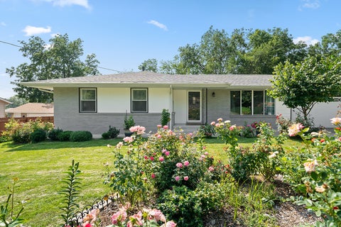 Homes For Sale - 1780 NW 81st Street<br/> Clive, IA 50325