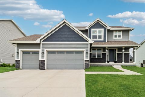 Homes For Sale - 3510 NW Reinhart Drive<br/> Ankeny, IA 50023
