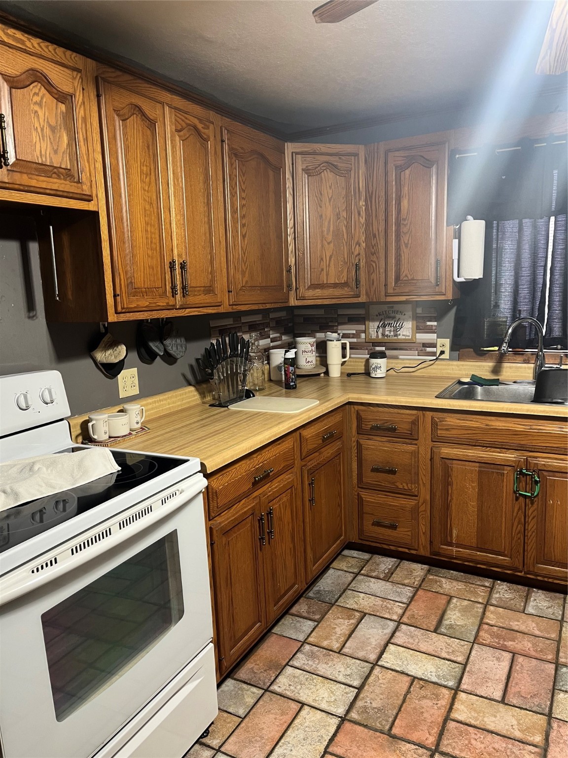 1108 Summer Street, Grinnell, Iowa image 8