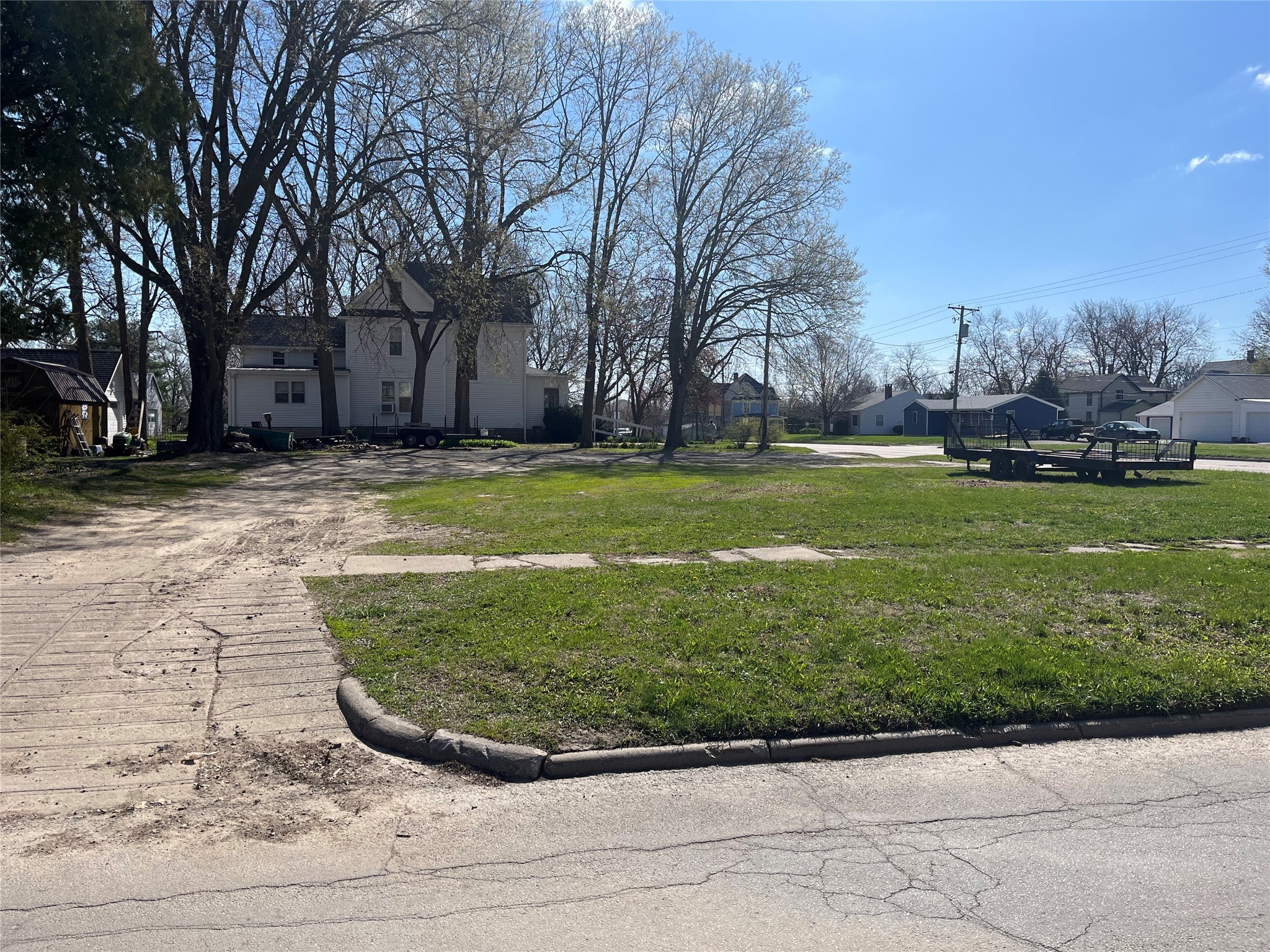 1108 Summer Street, Grinnell, Iowa image 3