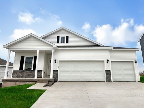 Homes For Sale - 4217 NE 12th Street<br/> Ankeny, IA 50021