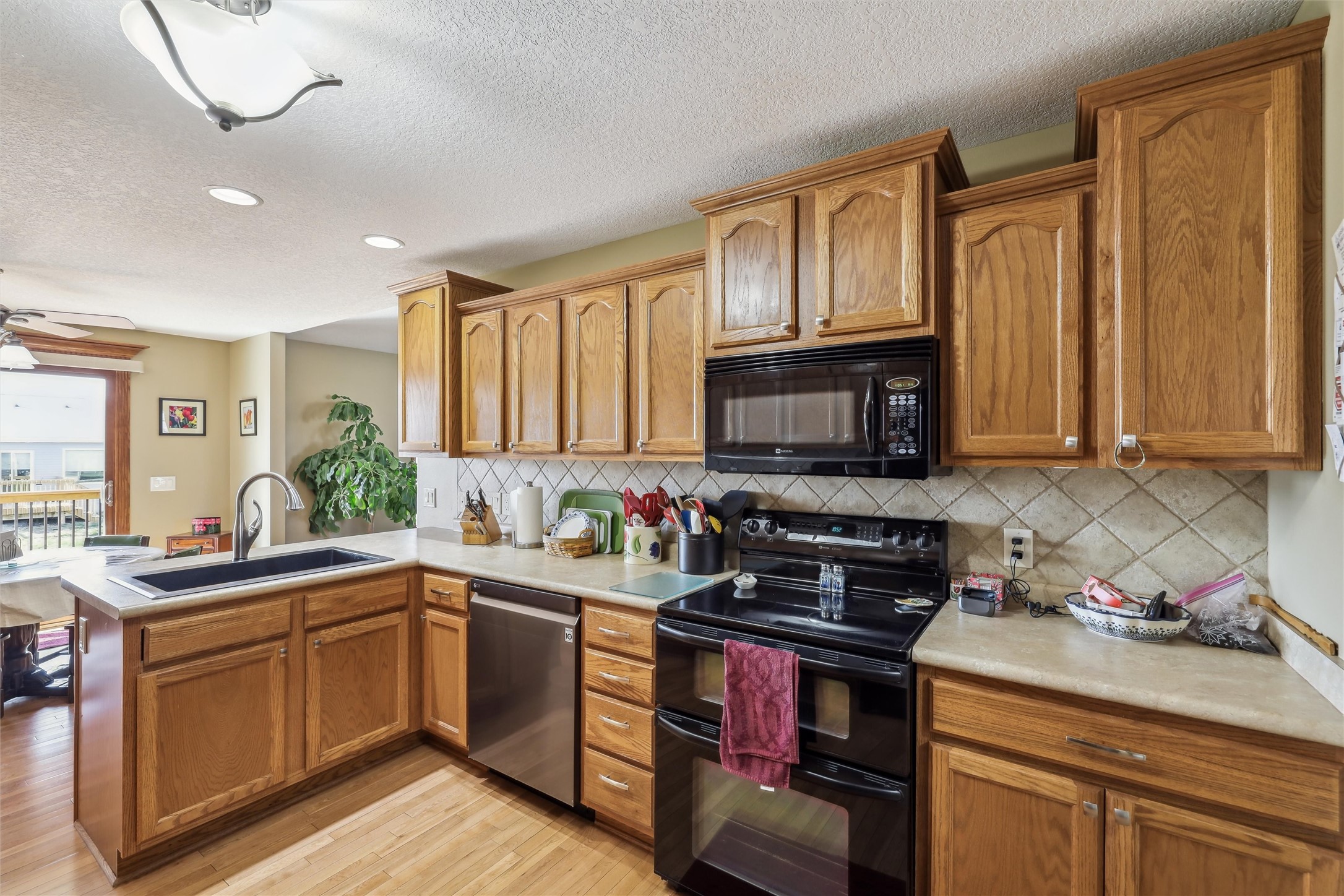 1034 Lake Shore Drive, Altoona, Iowa image 9