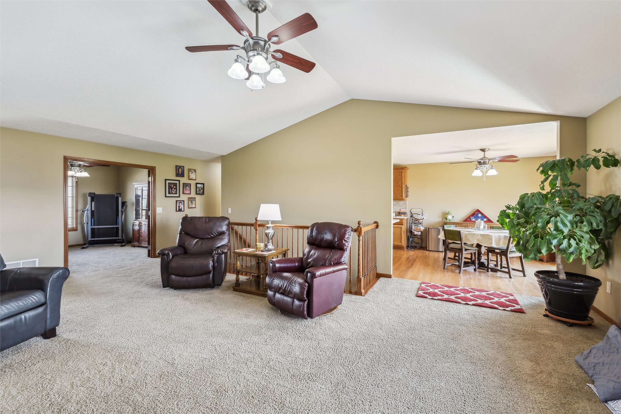 1034 Lake Shore Drive, Altoona, Iowa image 5