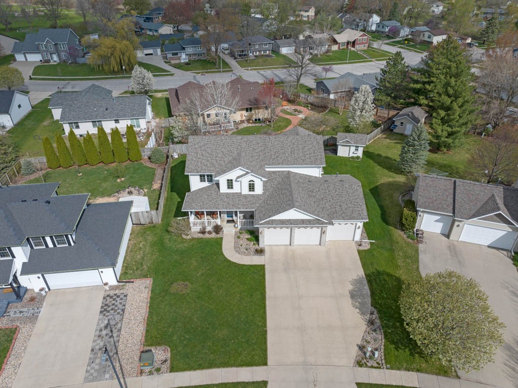 4911 Hemingway Drive, Ames, Iowa image 2