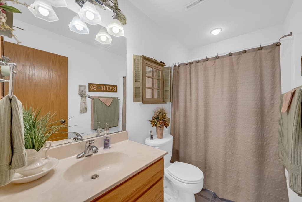 4911 Hemingway Drive, Ames, Iowa image 29