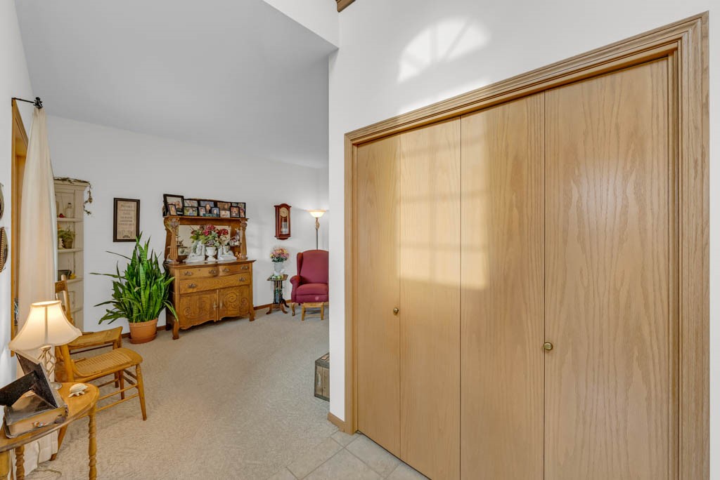 4911 Hemingway Drive, Ames, Iowa image 4