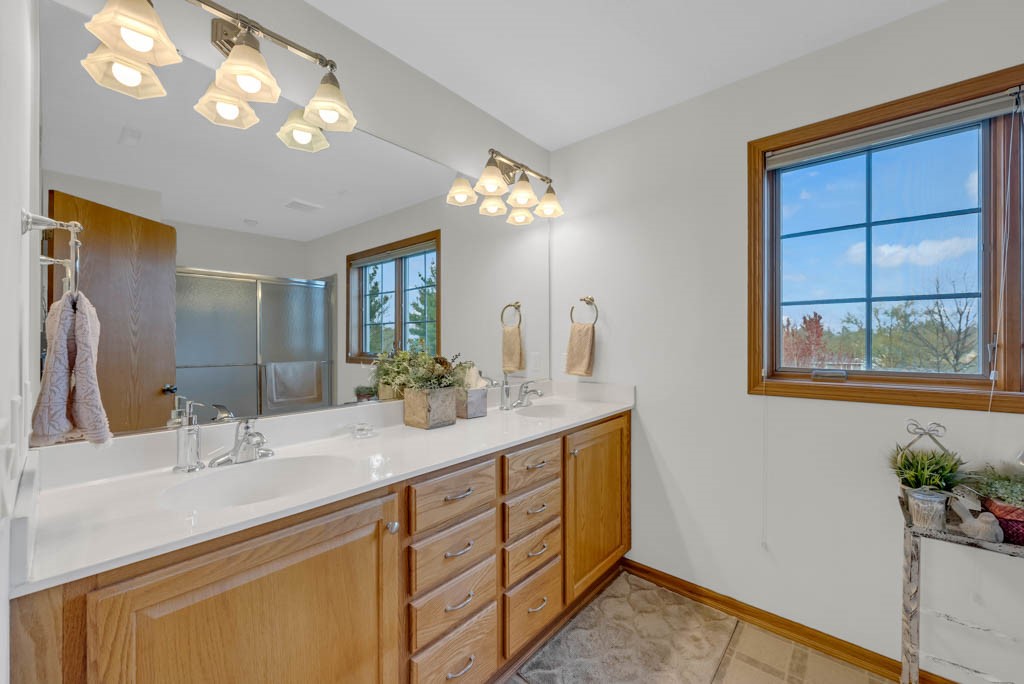 4911 Hemingway Drive, Ames, Iowa image 24