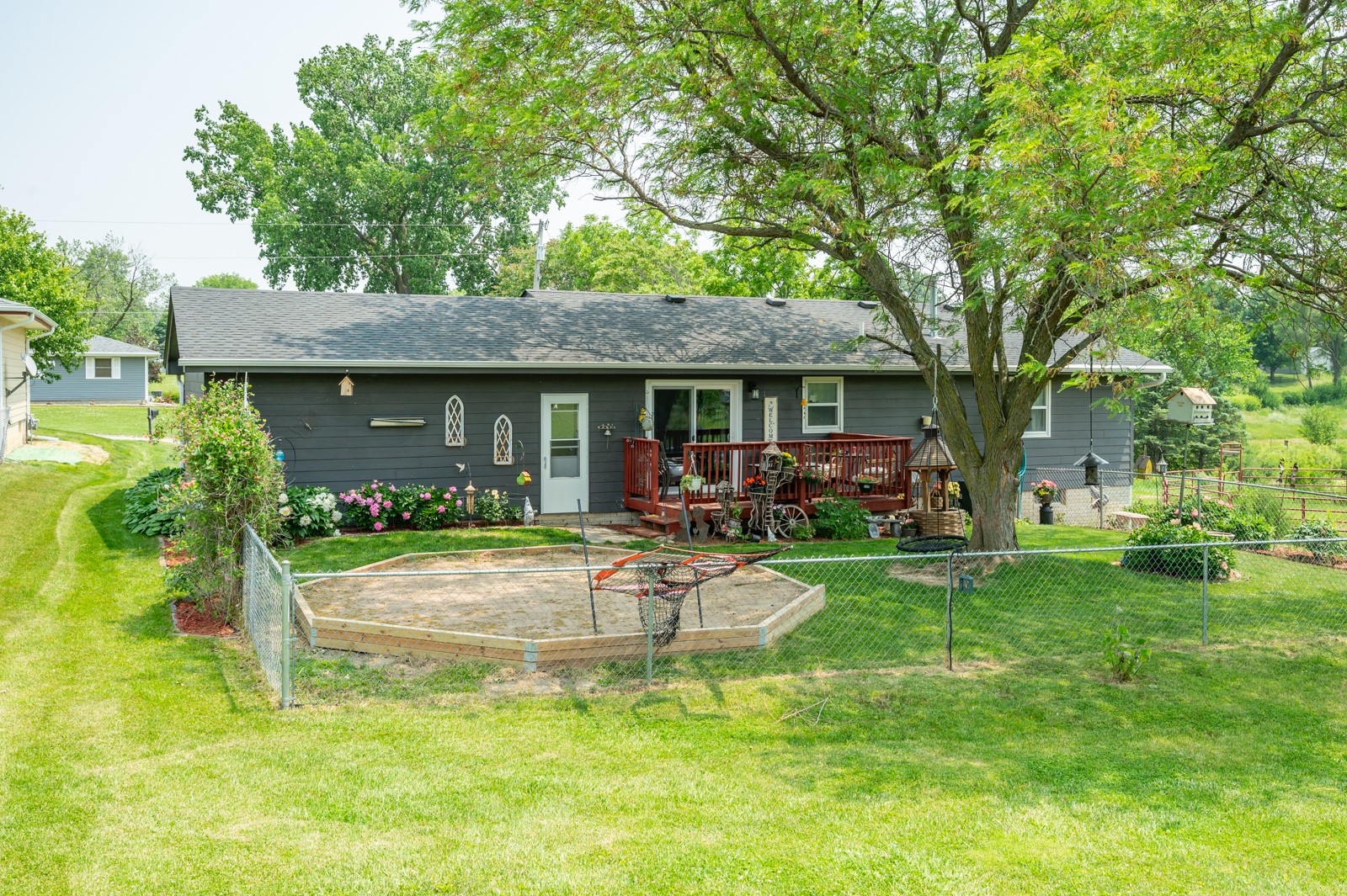 927 E 7th Street, Newton, Iowa image 26