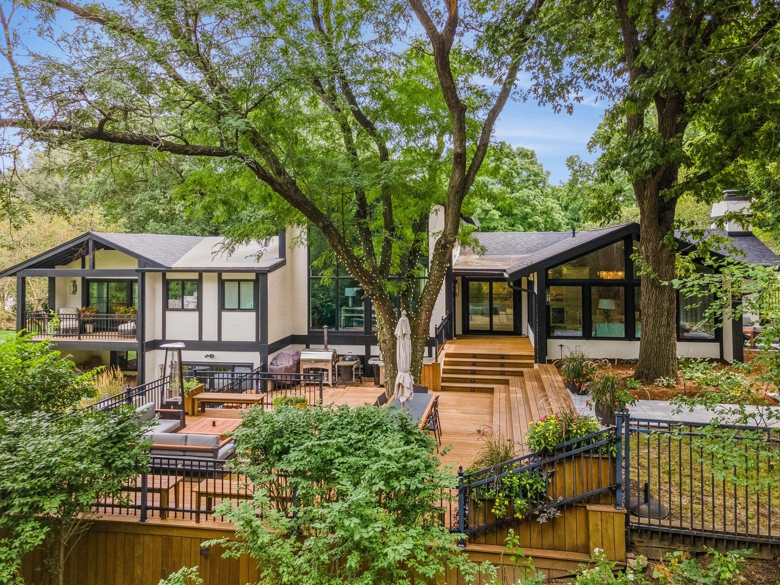 3708 Southern Hills Drive