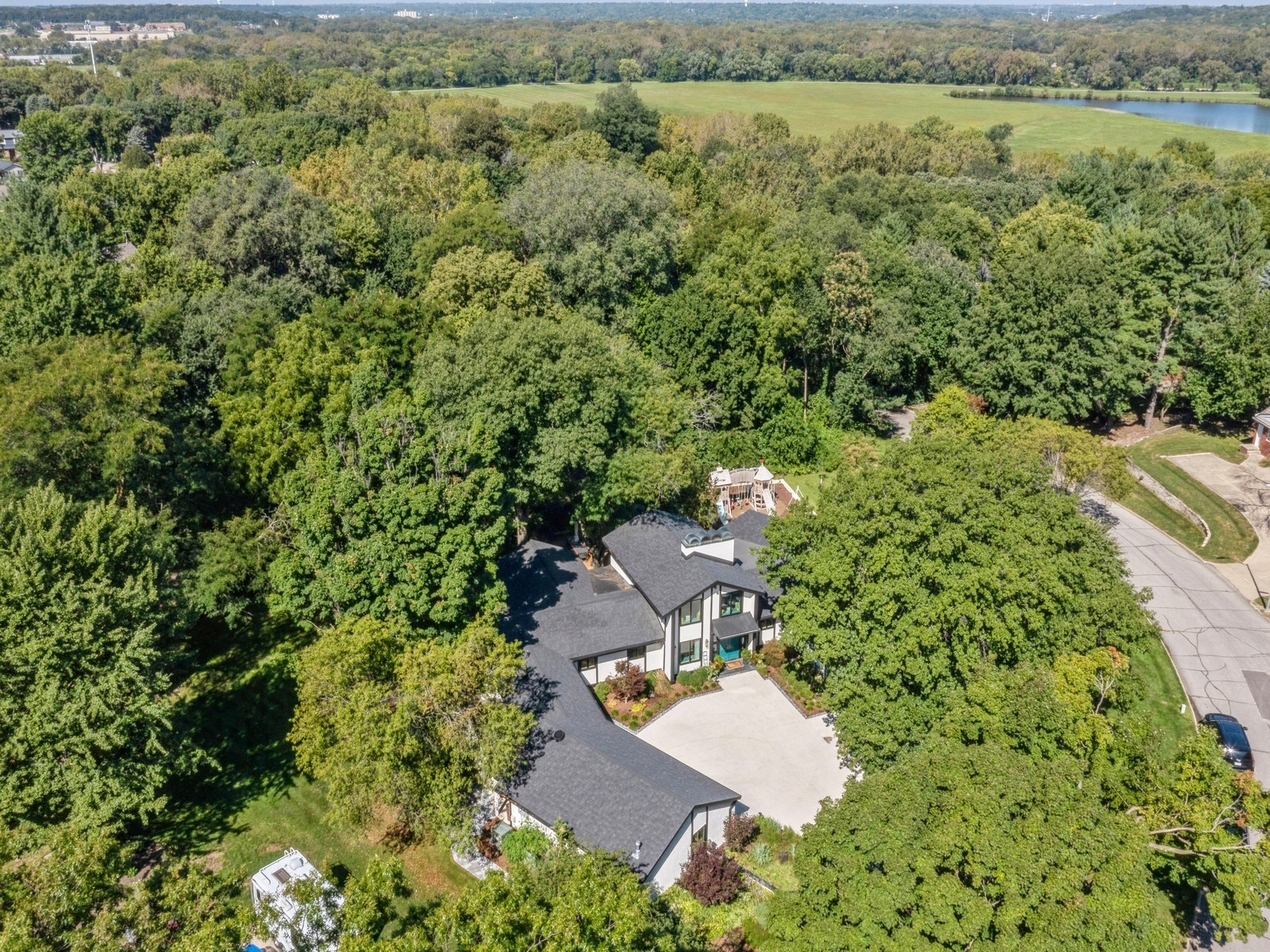 3708 Southern Hills Drive