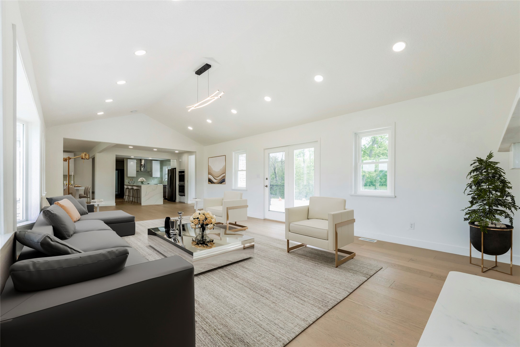 4390 E Broadway Avenue