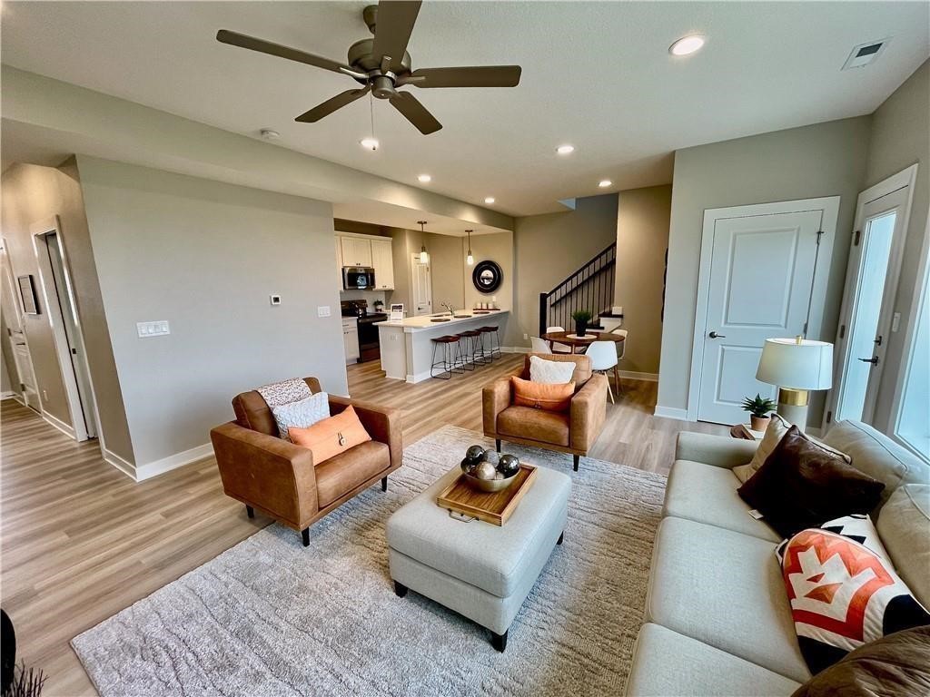 5426 153rd Street, Urbandale, Iowa image 3