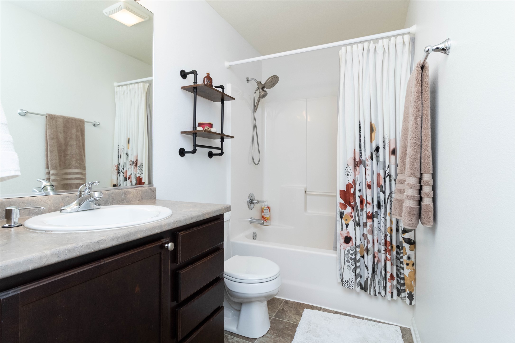 9445 Wilson Street, West Des Moines, Iowa image 13