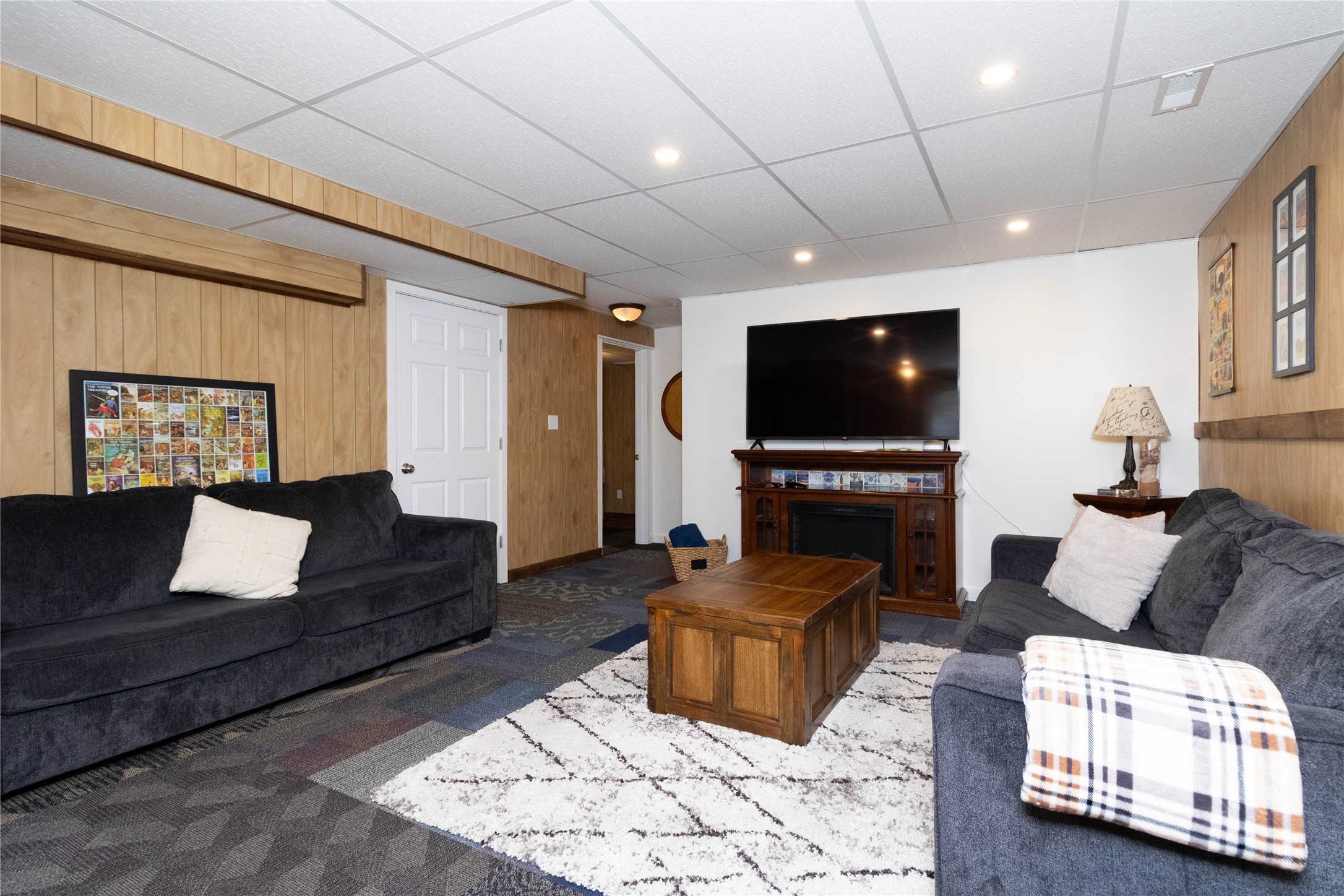 9445 Wilson Street, West Des Moines, Iowa image 22
