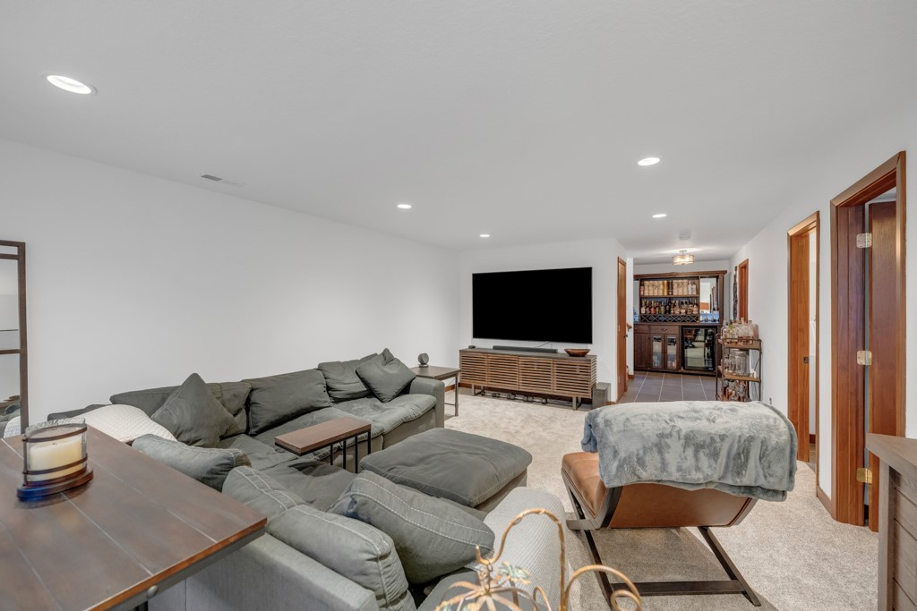 2403 Clayton Drive, Ames, Iowa image 24