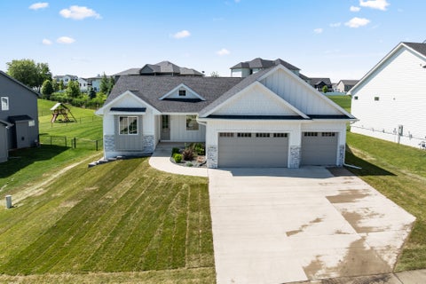 Homes For Sale - 710 Belmont Boulevard<br/> Waukee, IA 50263